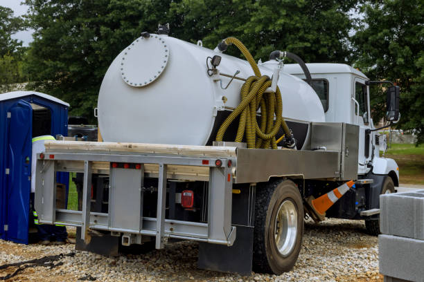 Best Construction site porta potty rental  in Cambridge, NE